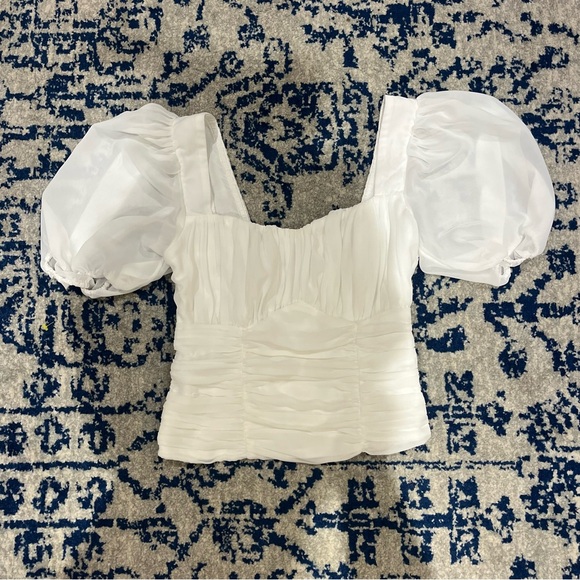 Abercrombie & Fitch Tops - Abercrombie White Puff Sleeve Top Shirt